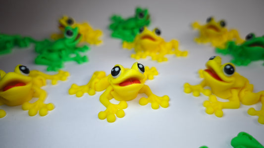 Flexi-Frosch Franz – Vorderansicht, PLA-Figur mit beweglichen Gliedern