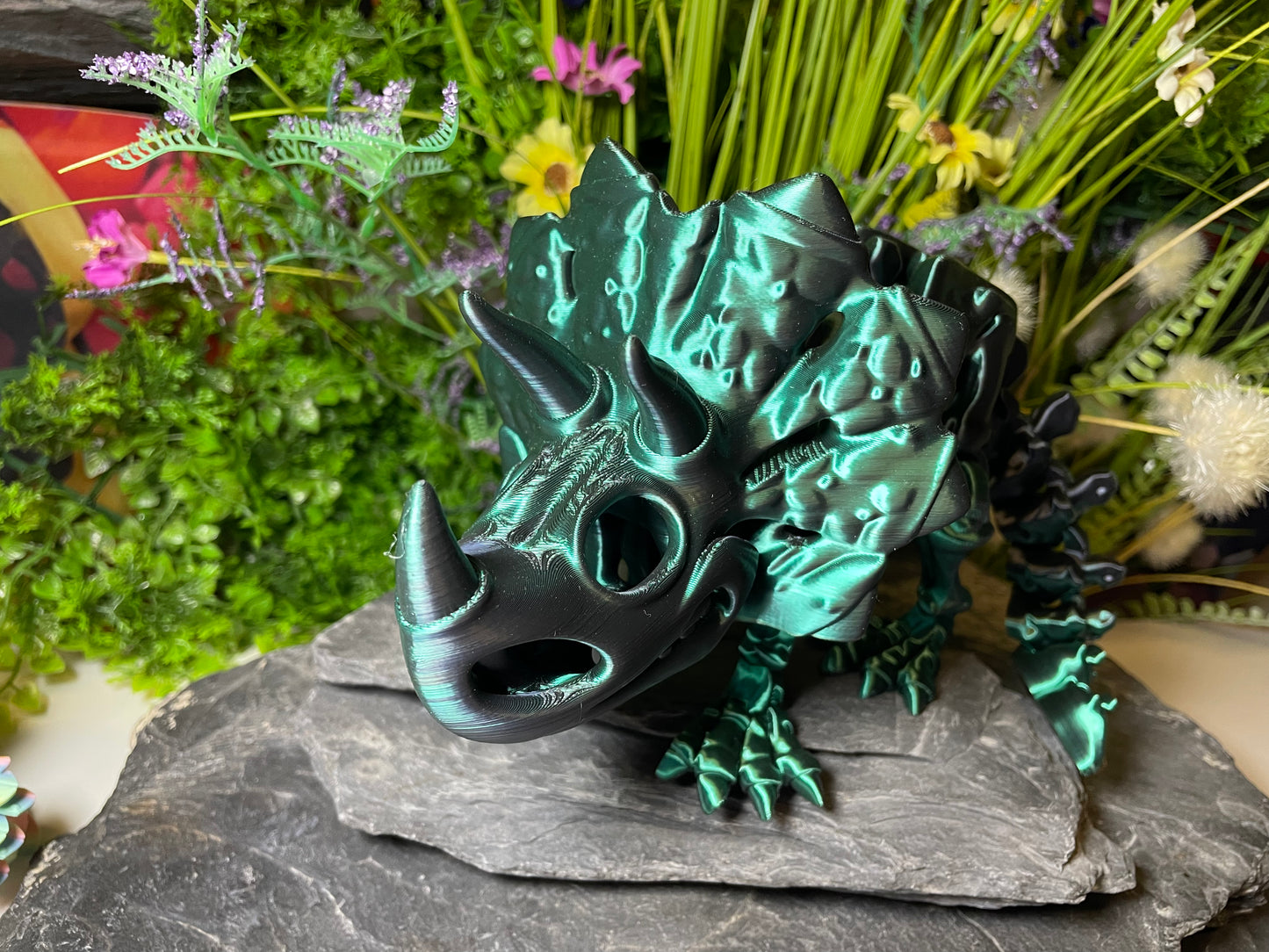 Triceratops (groß, ca. 13,5 cm) Flexi-Skelett, 3D-gedrucktes bewegliches Skelett Dino aus Silk-PLA/PLA, Fidget Figur, viele Farbvariationen zur Auswahl