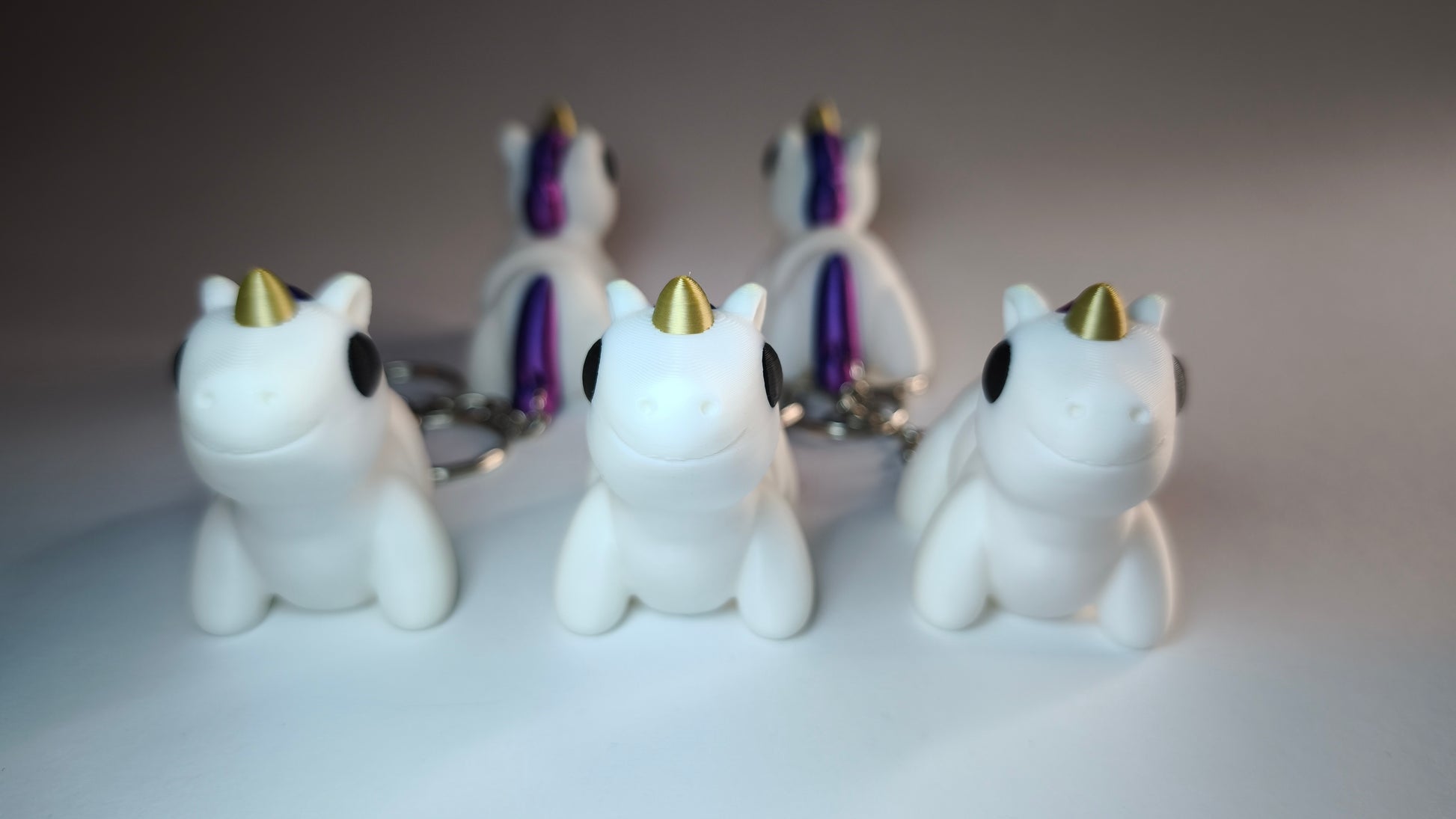 Anna das Flexi-Einhorn – Geschenkidee für Einhorn-Fans
