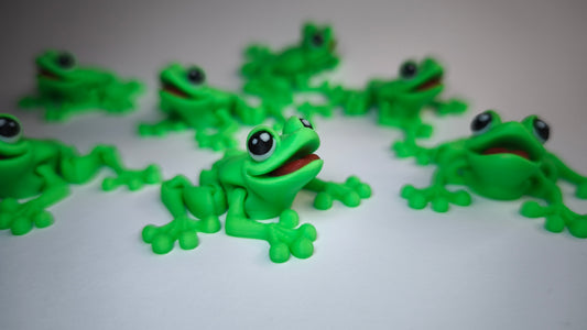 Hans der Flexi-Frosch – beweglicher Schlüsselanhänger in kräftigem Grün