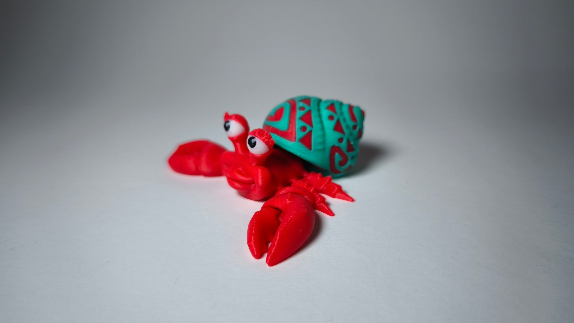 Flexi-Krabbe Kiana – Seitenansicht der 3D-gedruckten Figur - links