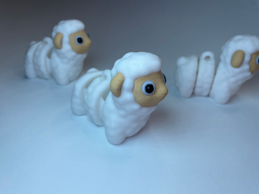 Kira Schaf – weiß-beiger 3D-Schlüsselanhänger Figur · 3DruckAS