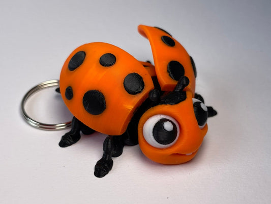 Luma – orange Marienkäfer Schlüsselanhänger aus PLA, 3D-gedruckt · 3DruckAS